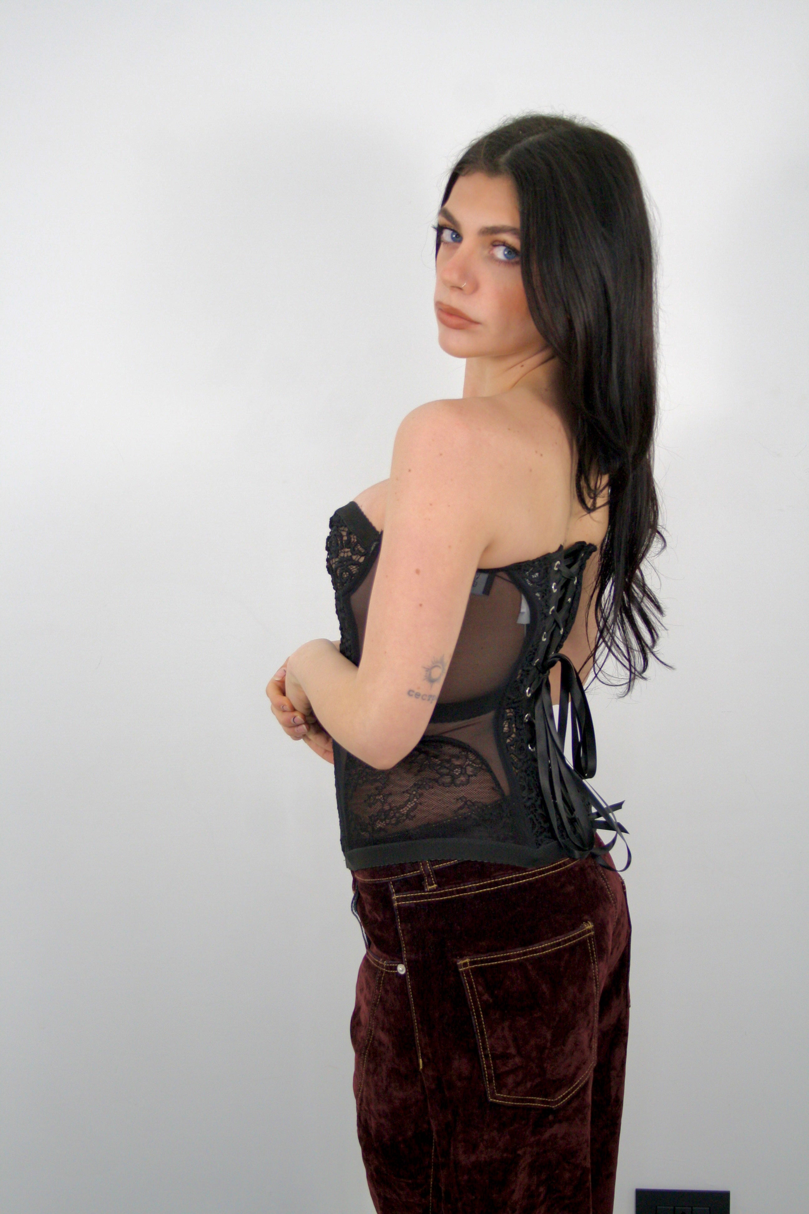 Corpetto Elisa in pizzo nero