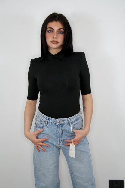 Maglia Atena mezze maniche con spalline