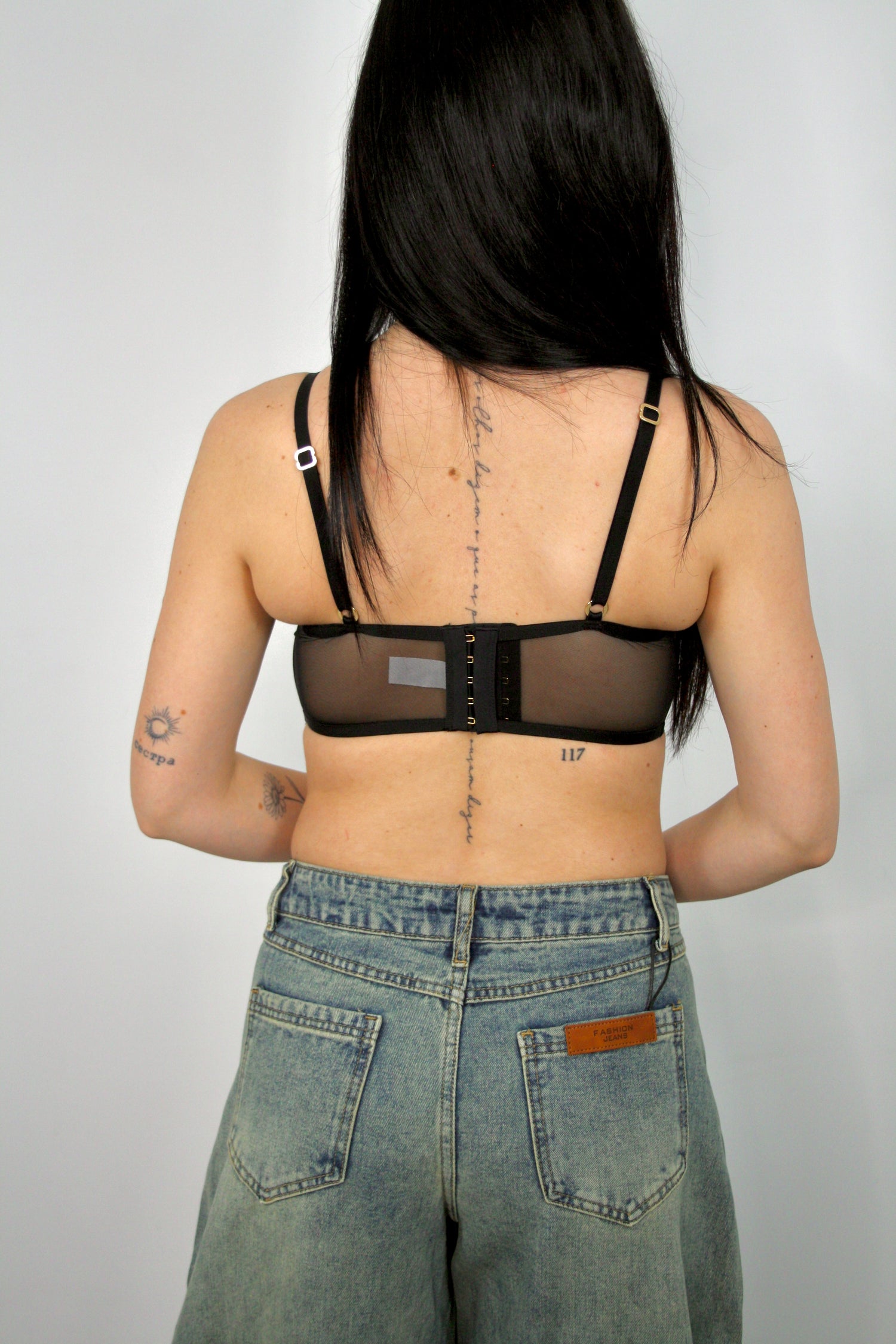 Bralette Sculpt Cut-Out – Nero