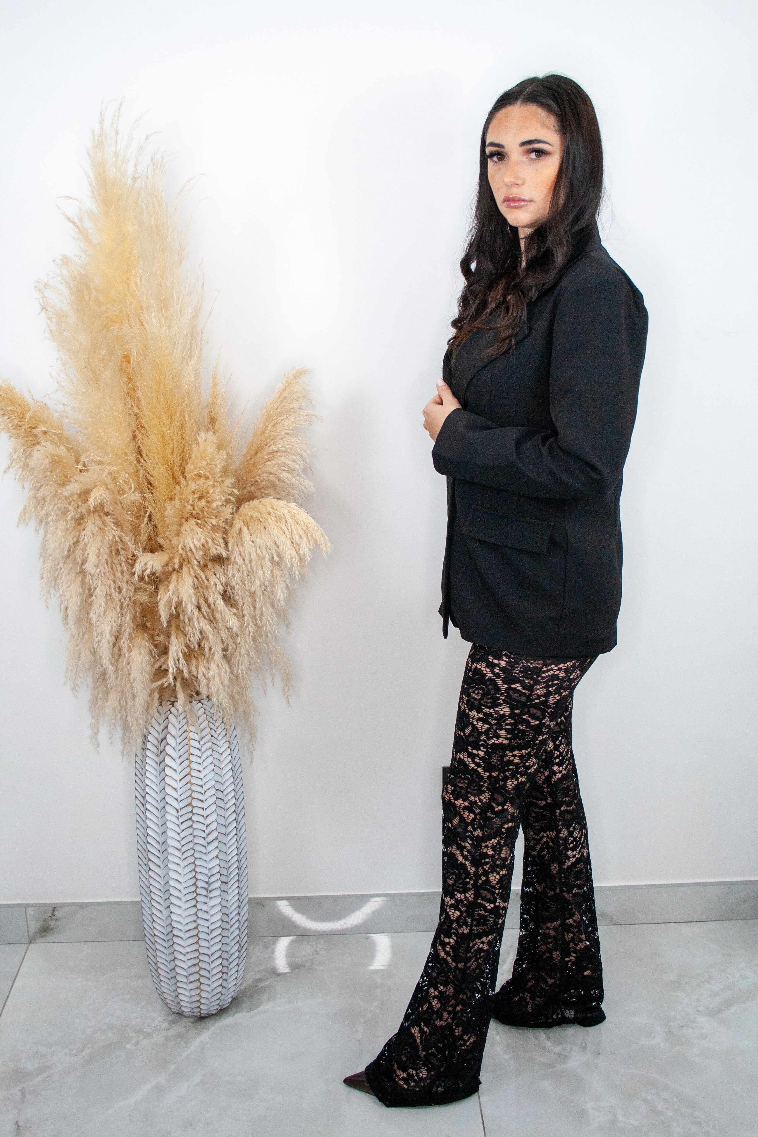 Pantalone ricamo in pizzo nero