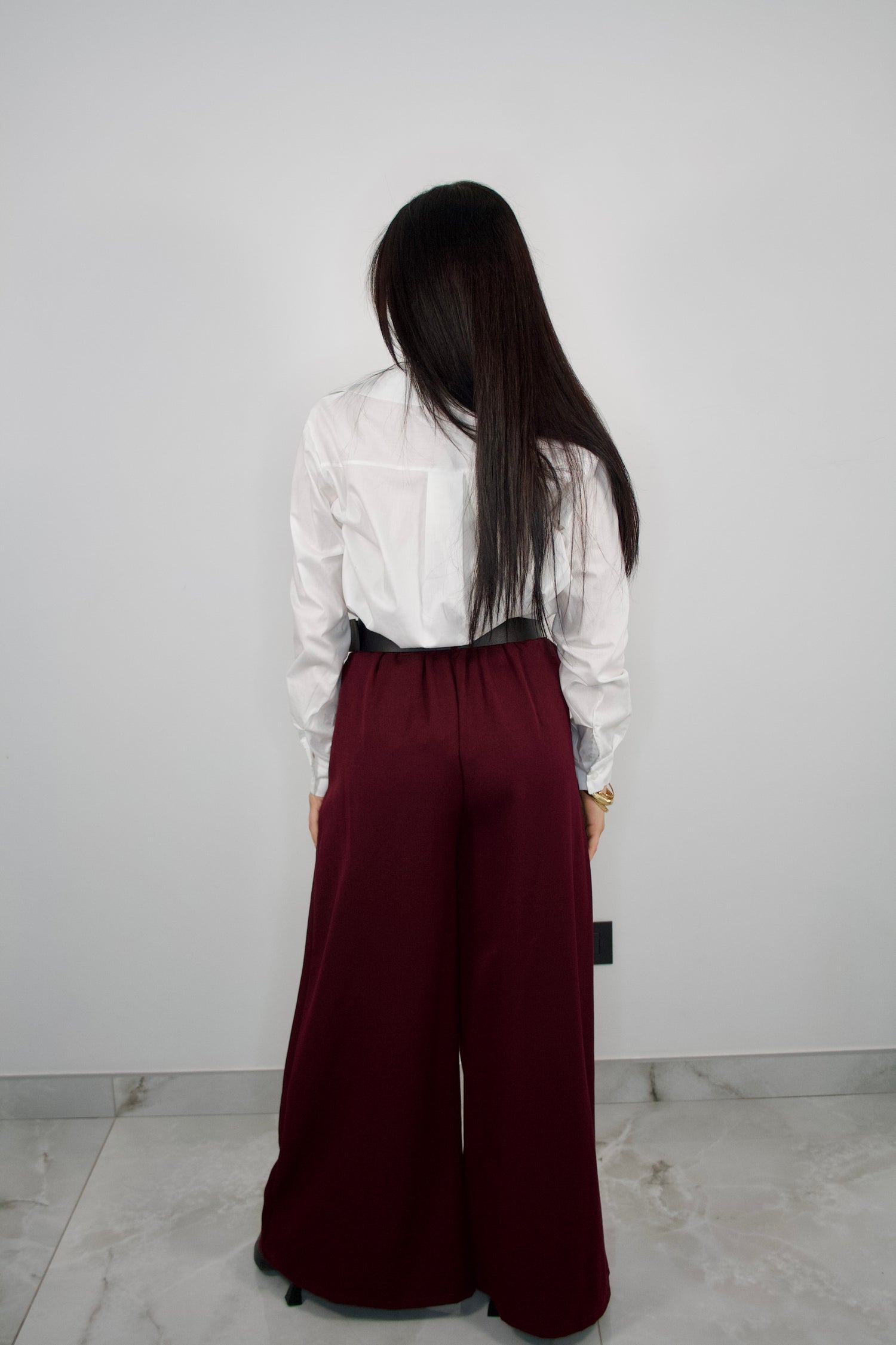 Pantaloni a palazzo con cintura