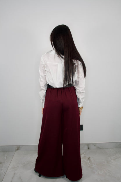 Pantaloni a palazzo con cintura