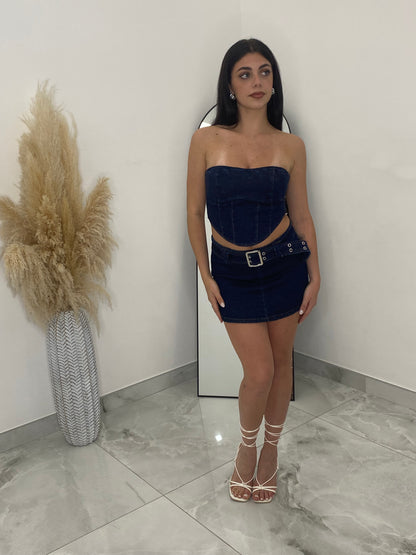 Top in denim versatile