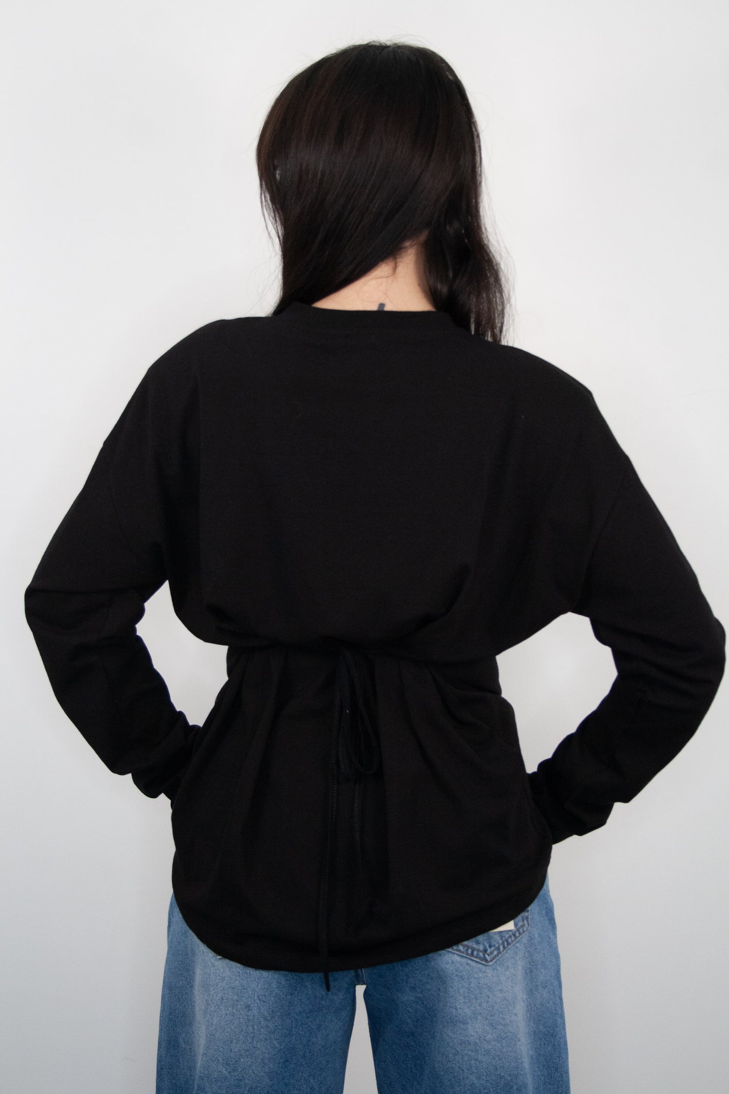 Maglia cotone maniche lunghe con spalline e laccetti