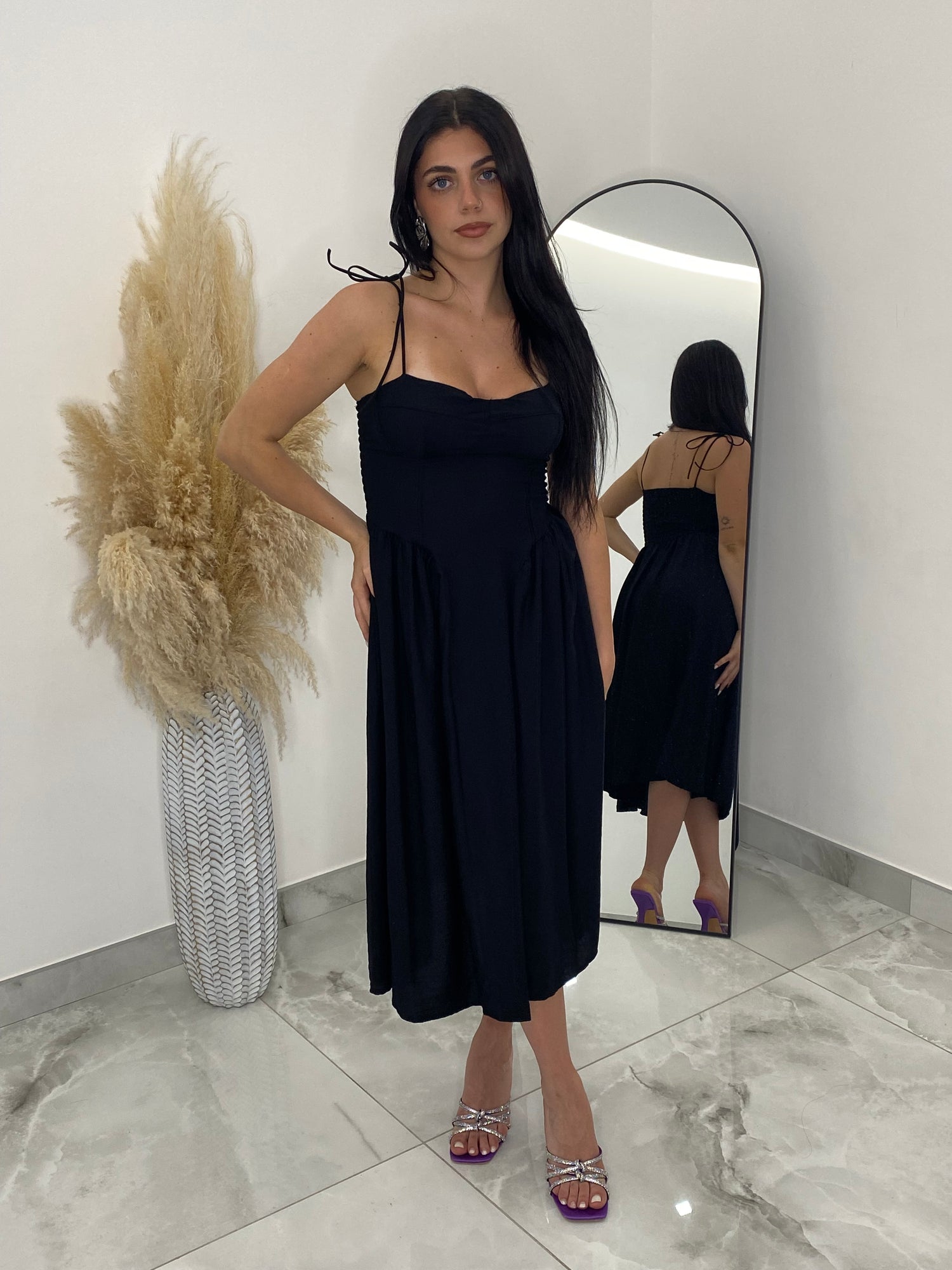 Abito “Noir Élégance”