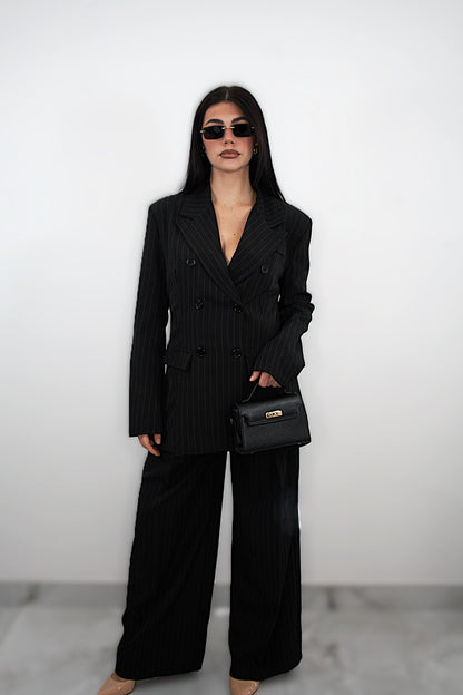 Tailleur “Brigitte” nero gessato