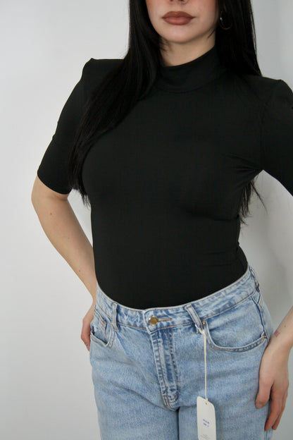 Maglia Atena mezze maniche con spalline