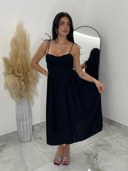 Abito “Noir Élégance”